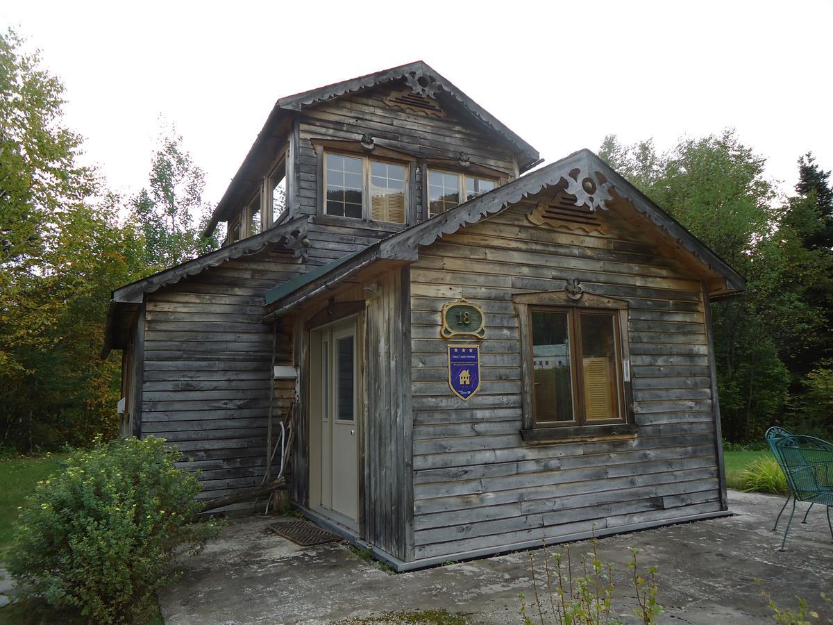 Chalet Saint-Thomas LʼAnse-Saint-Jean Dış mekan fotoğraf